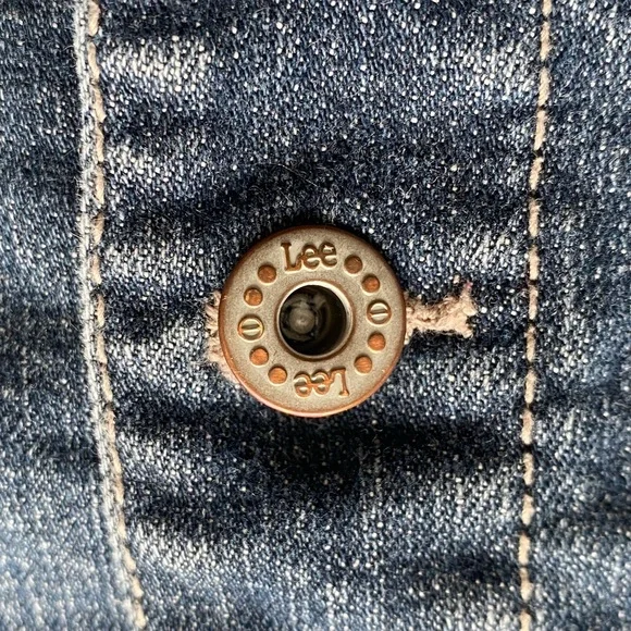 Custom Upcycled Lee Brand Denim Jacket W/ Embroidered Country Music Guitar Patch - Picture 9 of 16